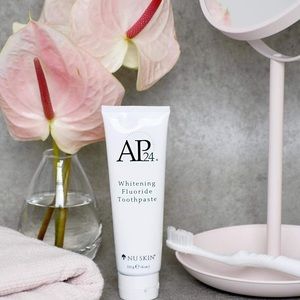 Ap24 Whitening Fluoride Toothpaste